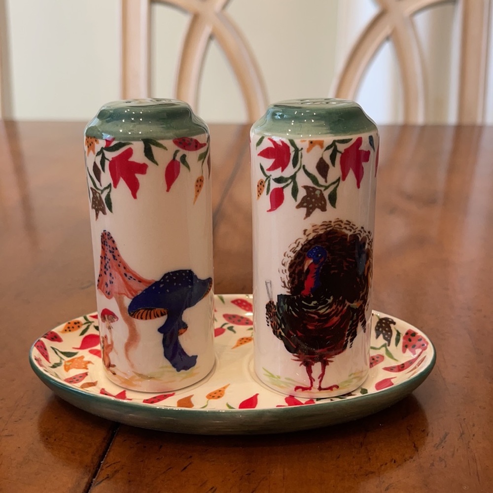 NWOT Anthro Inslee Fariss Autumn Turkey Salt and Pepper Shakers - Picture 3 of 6